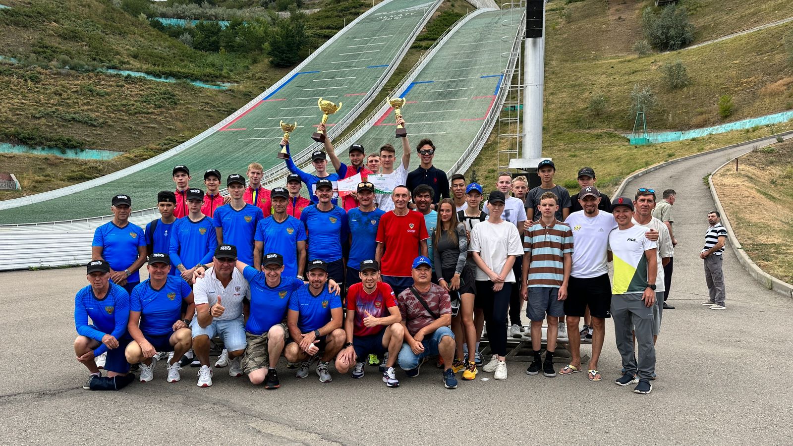 Команда России по прыжкам с трамплина отлично выступила на Кубке Казахстана